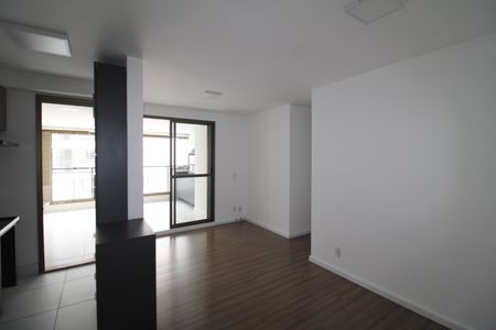 Apartamento à venda com 81m², 3 quartos e 2 vagasSala / Cozinha