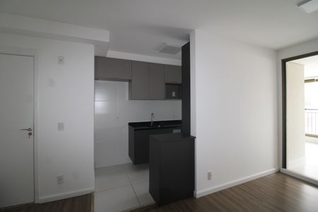 Apartamento à venda com 81m², 3 quartos e 2 vagasSala / Cozinha