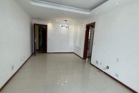 Sala de casa para alugar com 3 quartos, 120m² em Parque Pauliceia, Duque de Caxias