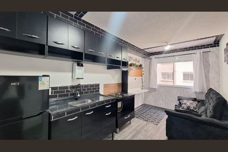 Sala/Cozinha/área de serviço  de apartamento para alugar com 1 quarto, 25m² em Parque Industrial Tomas Edson, São Paulo