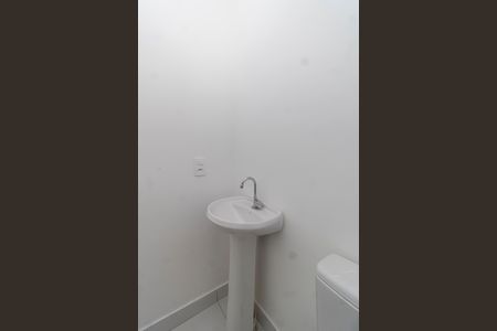 Apartamento para alugar com 38m², 2 quartos e 1 vaga Apartamento para alugar com 38m², 2 quartos e 1 vagaBanheiro