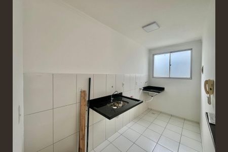 Apartamento à venda com 44m², 2 quartos e 1 vagaCozinha a Área de Serviço