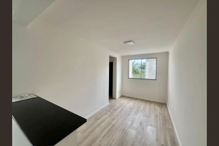 Sala de apartamento à venda com 2 quartos, 44m² em Loteamento Parque São Martinho, Campinas