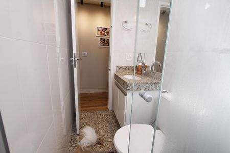 Banheiro Social de apartamento para alugar com 4 quartos, 105m² em Buritis, Belo Horizonte