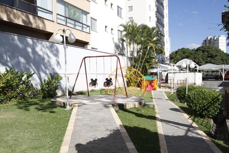 Área comum - Playground de apartamento para alugar com 4 quartos, 105m² em Buritis, Belo Horizonte