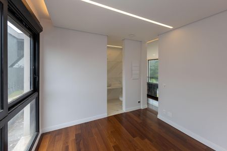 Casa de condomínio para alugar com 847m², 6 quartos e 4 vagas Casa de condomínio para alugar com 847m², 6 quartos e 4 vagasSuíte 2