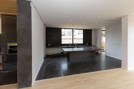 Casa de condomínio para alugar com 847m², 6 quartos e 4 vagas Casa de condomínio para alugar com 847m², 6 quartos e 4 vagasCozinha