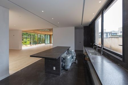 Casa de condomínio para alugar com 847m², 6 quartos e 4 vagas Casa de condomínio para alugar com 847m², 6 quartos e 4 vagasCozinha