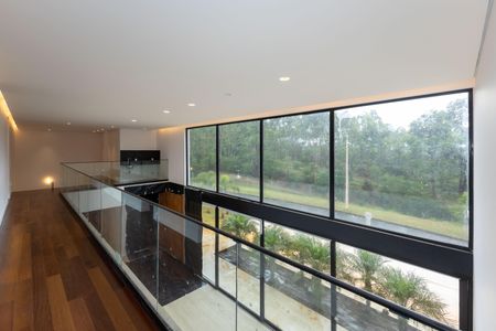 Corredor dos Quartos de casa de condomínio para alugar com 6 quartos, 847m² em Alphaville Nova Lima, Nova Lima