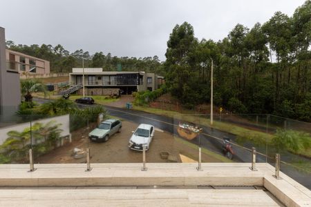 Casa de condomínio para alugar com 847m², 6 quartos e 4 vagas Casa de condomínio para alugar com 847m², 6 quartos e 4 vagasVaranda da Suíte 4