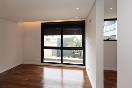 Casa de condomínio para alugar com 847m², 6 quartos e 4 vagas Casa de condomínio para alugar com 847m², 6 quartos e 4 vagasSuíte 3