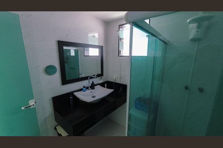 Casa à venda com 305m², 3 quartos e 2 vagasBanheiro da Suíte 1