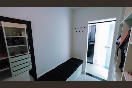 Casa à venda com 305m², 3 quartos e 2 vagasCloset da suíte 1