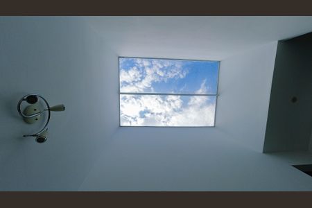 Casa à venda com 305m², 3 quartos e 2 vagasClara-bóia