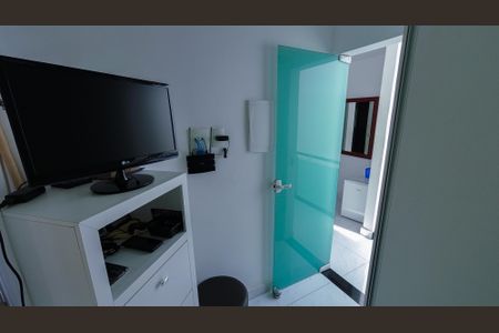 Casa à venda com 305m², 3 quartos e 2 vagasEscritório