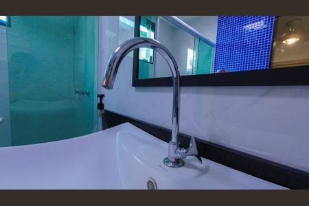 Casa à venda com 305m², 3 quartos e 2 vagasDetalhe do Banheiro da Suite 3