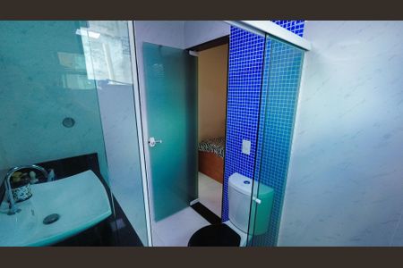 Casa à venda com 305m², 3 quartos e 2 vagasBanheiro da Suíte 3