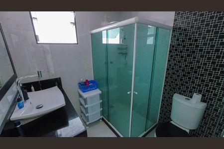 Casa à venda com 305m², 3 quartos e 2 vagasBanheiro da Suíte 1