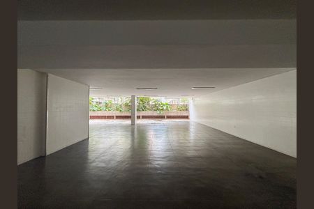 Apartamento à venda com 205m², 4 quartos e 2 vagasÁrea comum - playground