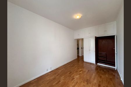 Apartamento à venda com 205m², 4 quartos e 2 vagasSuíte