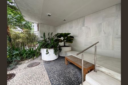 Apartamento à venda com 205m², 4 quartos e 2 vagasPortaria