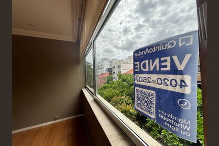 Apartamento à venda com 205m², 4 quartos e 2 vagasPlaca