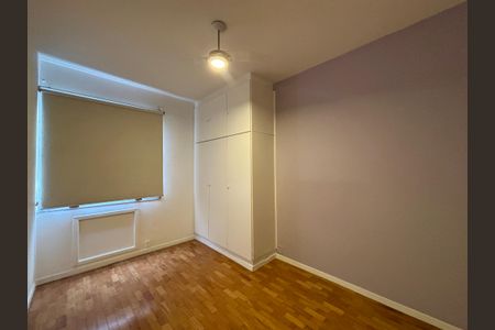 Apartamento à venda com 205m², 4 quartos e 2 vagasQuarto 3