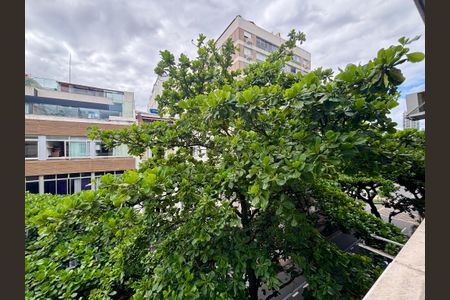 Sala - vista de apartamento à venda com 4 quartos, 205m² em Leblon, Rio de Janeiro