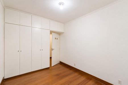 Apartamento para alugar com 150m², 3 quartos e 1 vaga Apartamento para alugar com 150m², 3 quartos e 1 vagaDormitório 2