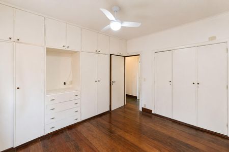 Apartamento para alugar com 150m², 3 quartos e 1 vaga Apartamento para alugar com 150m², 3 quartos e 1 vagaDormitório 3
