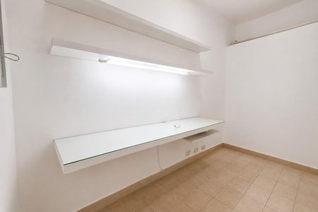 Apartamento para alugar com 150m², 3 quartos e 1 vaga Apartamento para alugar com 150m², 3 quartos e 1 vagaQuarto de Serviço - Escritório