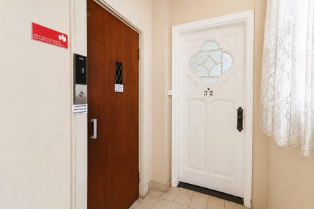 Apartamento para alugar com 150m², 3 quartos e 1 vaga Apartamento para alugar com 150m², 3 quartos e 1 vagaEntrada