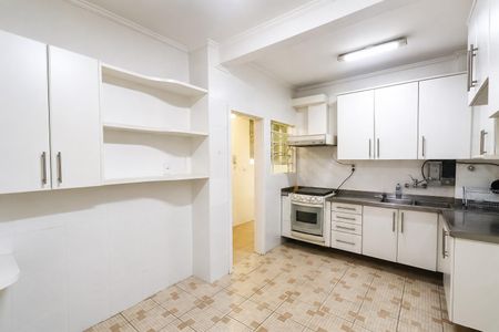 Apartamento para alugar com 150m², 3 quartos e 1 vaga Apartamento para alugar com 150m², 3 quartos e 1 vagaCozinha