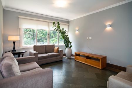 Sala de apartamento para alugar com 3 quartos, 150m² em Cerqueira César, São Paulo