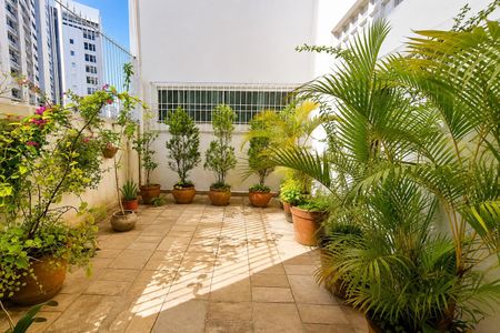 Apartamento para alugar com 150m², 3 quartos e 1 vaga Apartamento para alugar com 150m², 3 quartos e 1 vagaÁrea Comum
