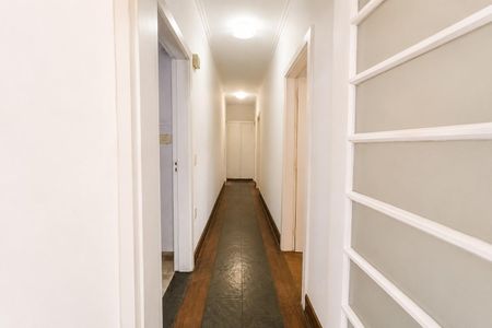 Apartamento para alugar com 150m², 3 quartos e 1 vaga Apartamento para alugar com 150m², 3 quartos e 1 vagaCorredor