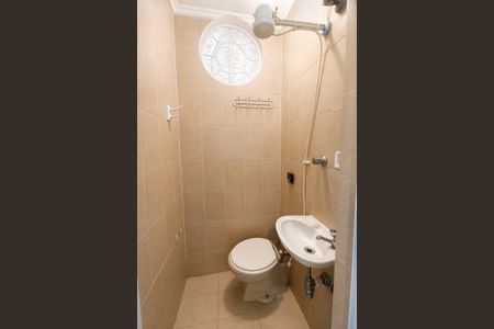 Apartamento para alugar com 150m², 3 quartos e 1 vaga Apartamento para alugar com 150m², 3 quartos e 1 vagaBanheiro de Serviço