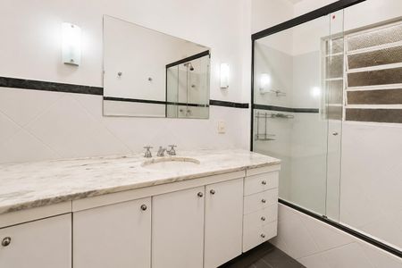 Apartamento para alugar com 150m², 3 quartos e 1 vaga Apartamento para alugar com 150m², 3 quartos e 1 vagaBanheiro