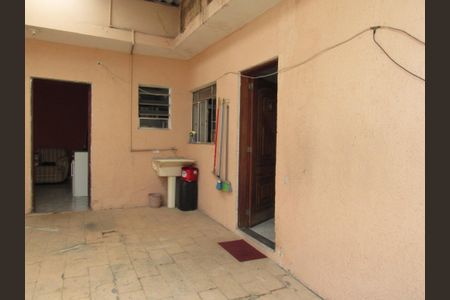 Casa à venda com 228m², 3 quartos e 3 vagasÁrea de Serviço 2