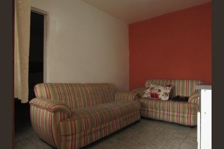 Casa à venda com 228m², 3 quartos e 3 vagasSala 2