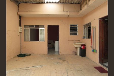 Casa à venda com 228m², 3 quartos e 3 vagasÁrea de Serviço 2