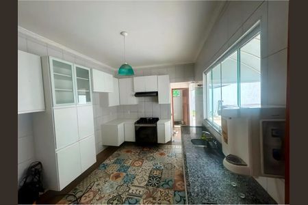 Cozinha de casa para alugar com 3 quartos, 190m² em Vigilato Pereira, Uberlândia