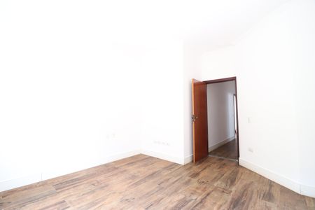 Casa para alugar com 190m², 3 quartos e 3 vagasSuíte 2