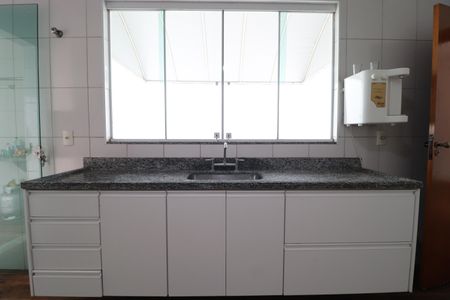 Casa para alugar com 190m², 3 quartos e 3 vagasCozinha