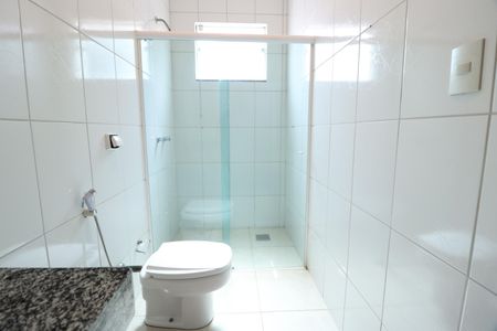 Casa para alugar com 190m², 3 quartos e 3 vagasBanheiro Suíte 2