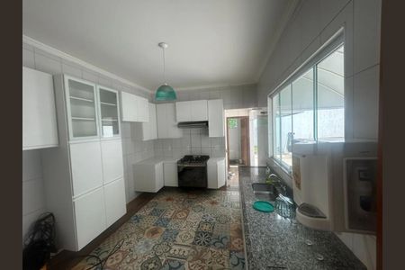 Cozinha de casa para alugar com 3 quartos, 190m² em Vigilato Pereira, Uberlândia