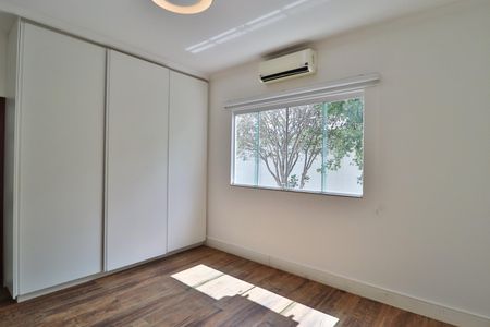 Casa para alugar com 190m², 3 quartos e 3 vagasSuíte 2