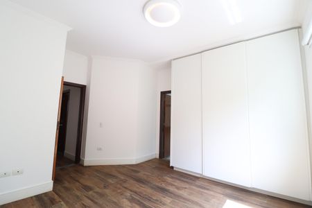 Casa para alugar com 190m², 3 quartos e 3 vagasSuíte 2