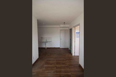 Sala de apartamento à venda com 2 quartos, 32m² em Fazenda da Juta, São Paulo