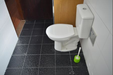 Casa para alugar com 260m², 3 quartos e 2 vagasBanheiro Social